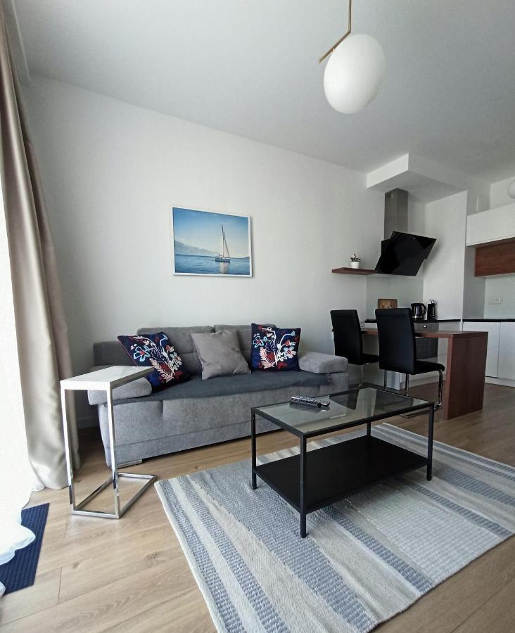 Cozy Apartment In Wilanow Warsaw Ngoại thất bức ảnh